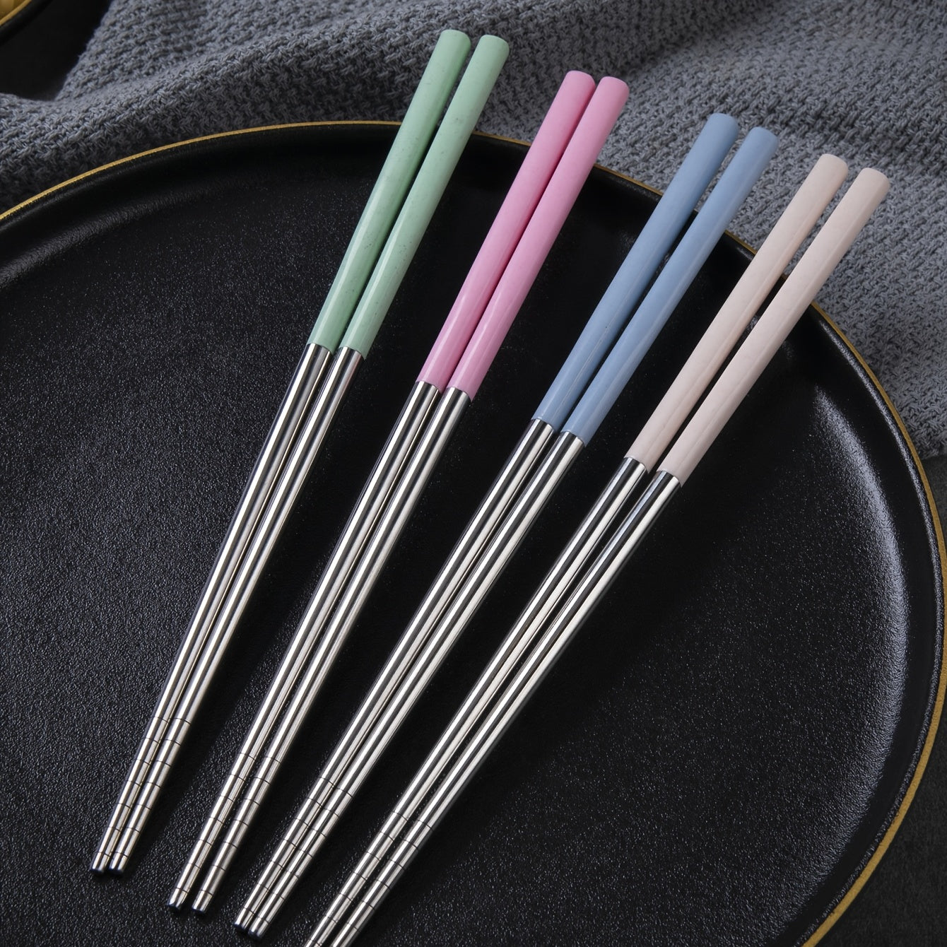4 Pairs of Stainless Steel Chopsticks, Reusable, Non-Slip, Dishwasher Safe, Suitable as a Gift