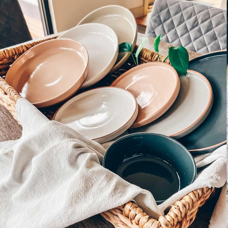 Ceramic Bowls Set - Heavy-Duty Scratch-Resistant Potstery with 20% Paladin Clay, Microwave\u002FOven\u002FDishwasher Safe - White & Charcoal Black Stackable Bowls for Soup, Salad, Cereal, Dinner - All- Glaze (Vanilla & Charcoal)