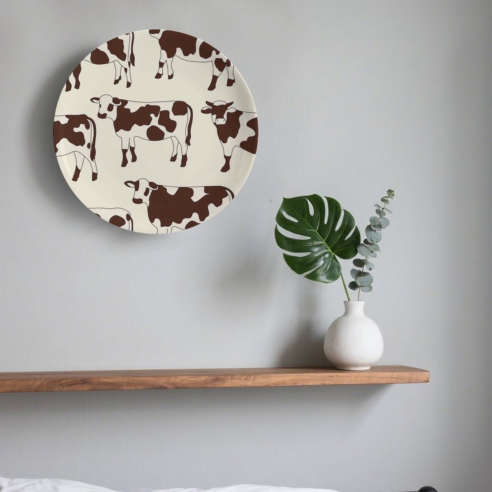 1pc Cow Print Wall Plate - Cow Pattern Round Table & Hanging Decor, Cowhide Texture Modern Farmhouse Style for Home, Living Room, Holiday Decoration - Easy-Clean Cow Spot Plate (Ideal Gift) - Non-Food Contact, Non-Food Contact
